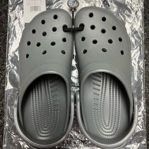 Crocs 7/9